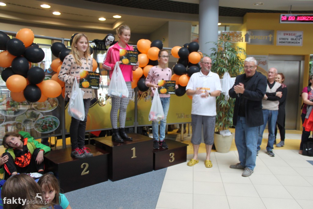 Halloween na basenie