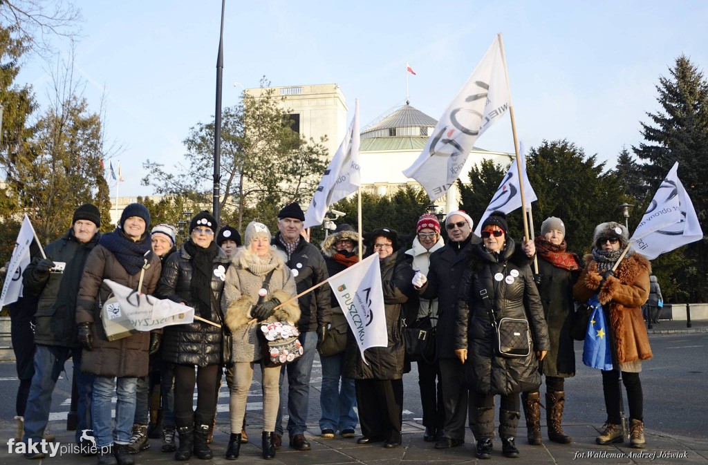 Manifestacja KOD w Warszawie
