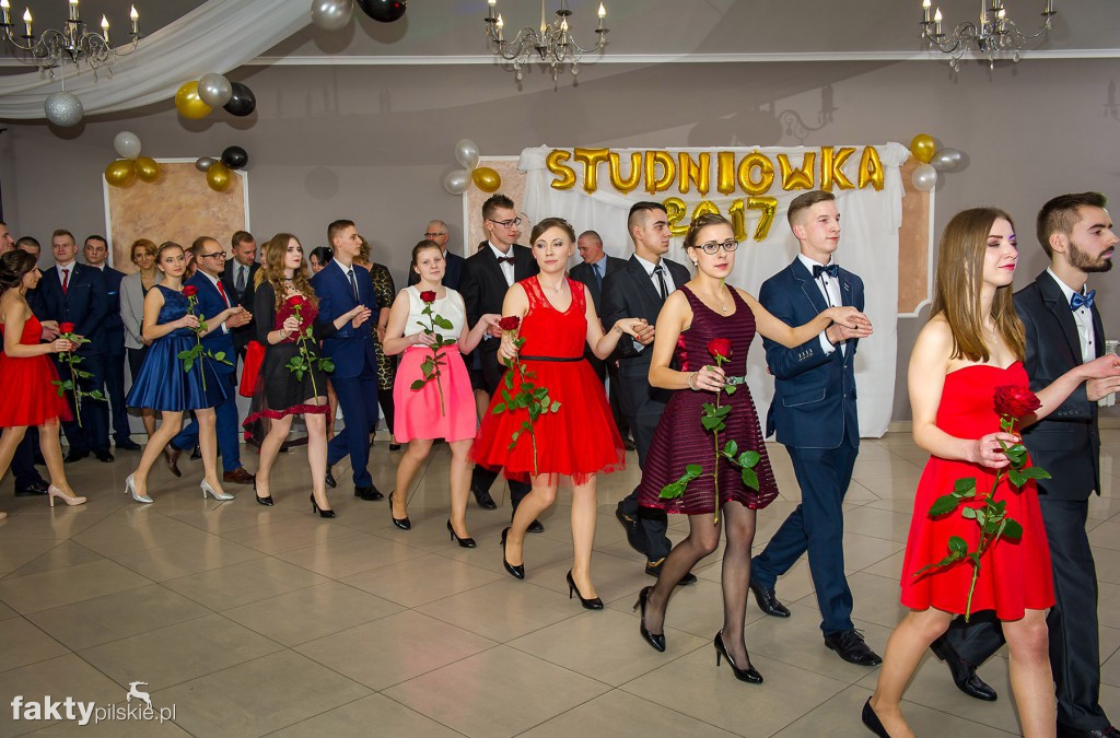 Studniówka w CKZiU w Wyrzysku