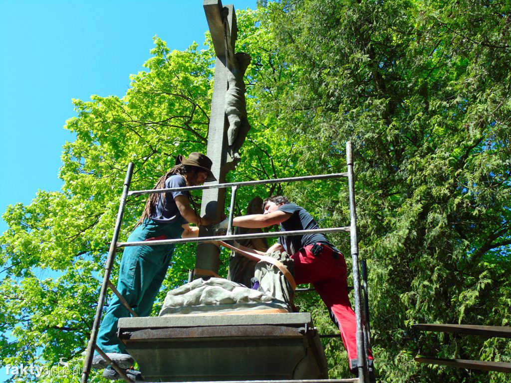 Konserwacja figury kalwaryjskiej