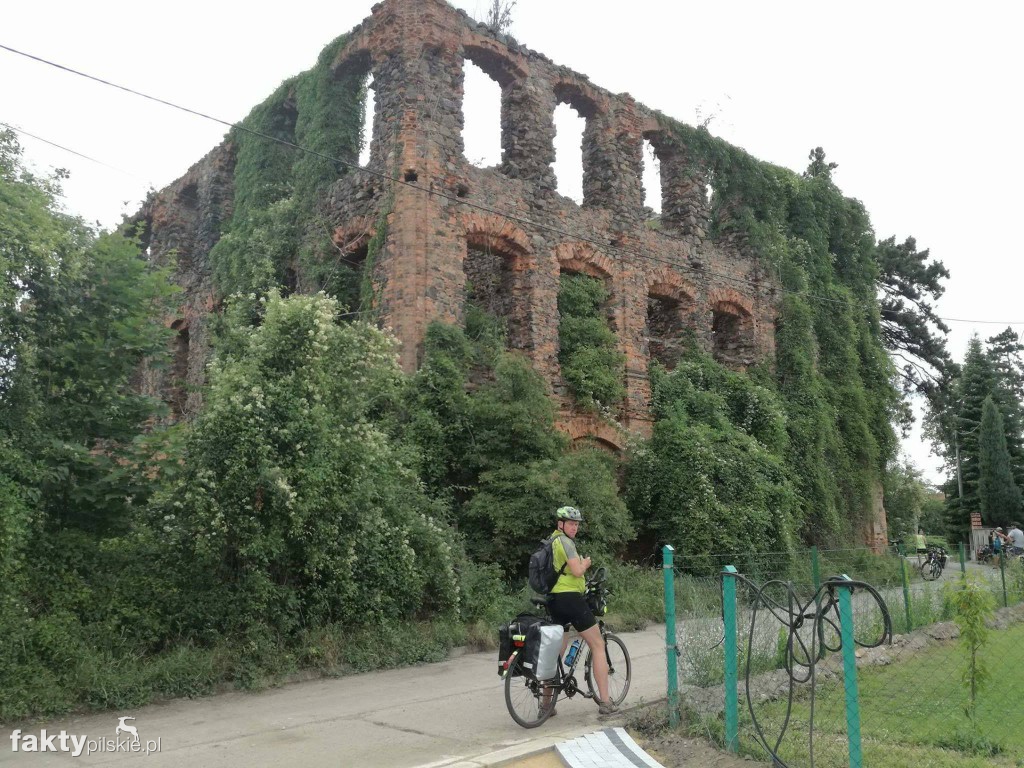 Jednoślad objeżdża zamki Dolnego Śląska