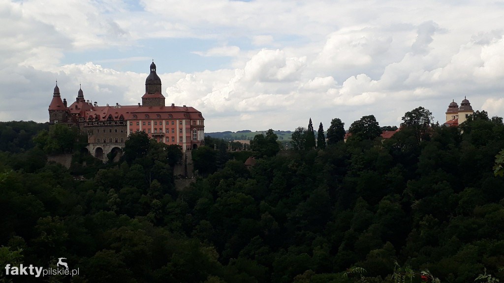 Jednoślad objeżdża zamki Dolnego Śląska