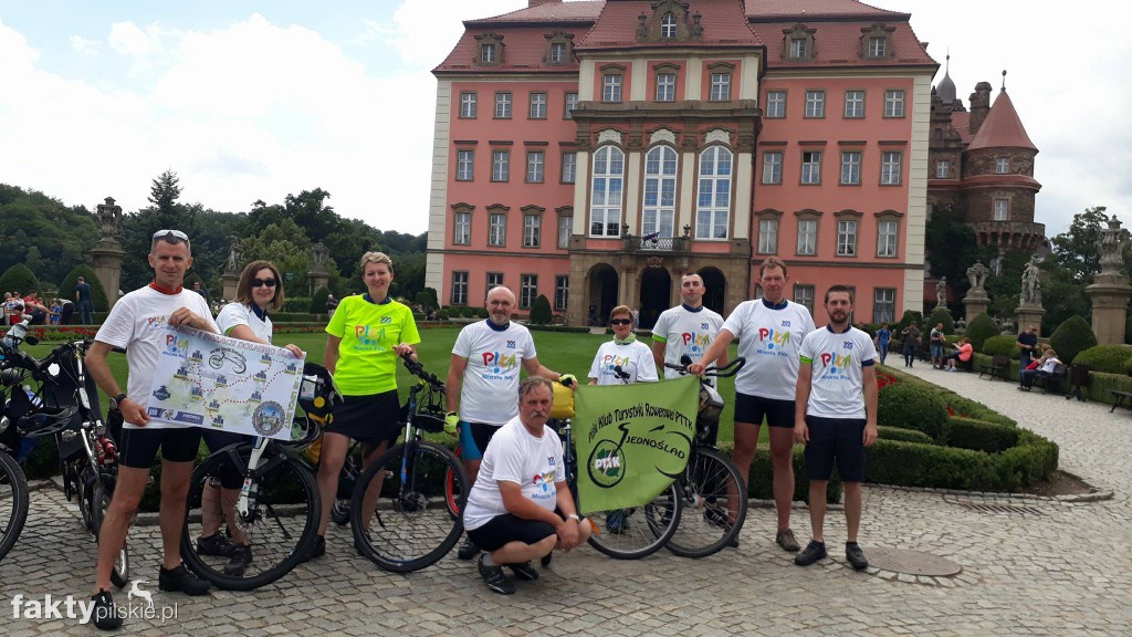 Jednoślad objeżdża zamki Dolnego Śląska