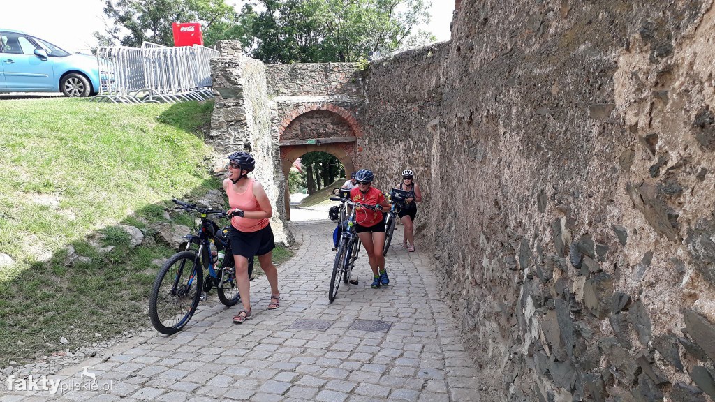 Jednoślad objeżdża zamki Dolnego Śląska