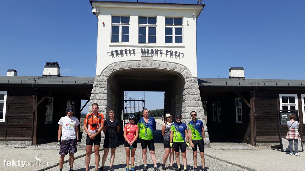 Jednoślad objeżdża zamki Dolnego Śląska