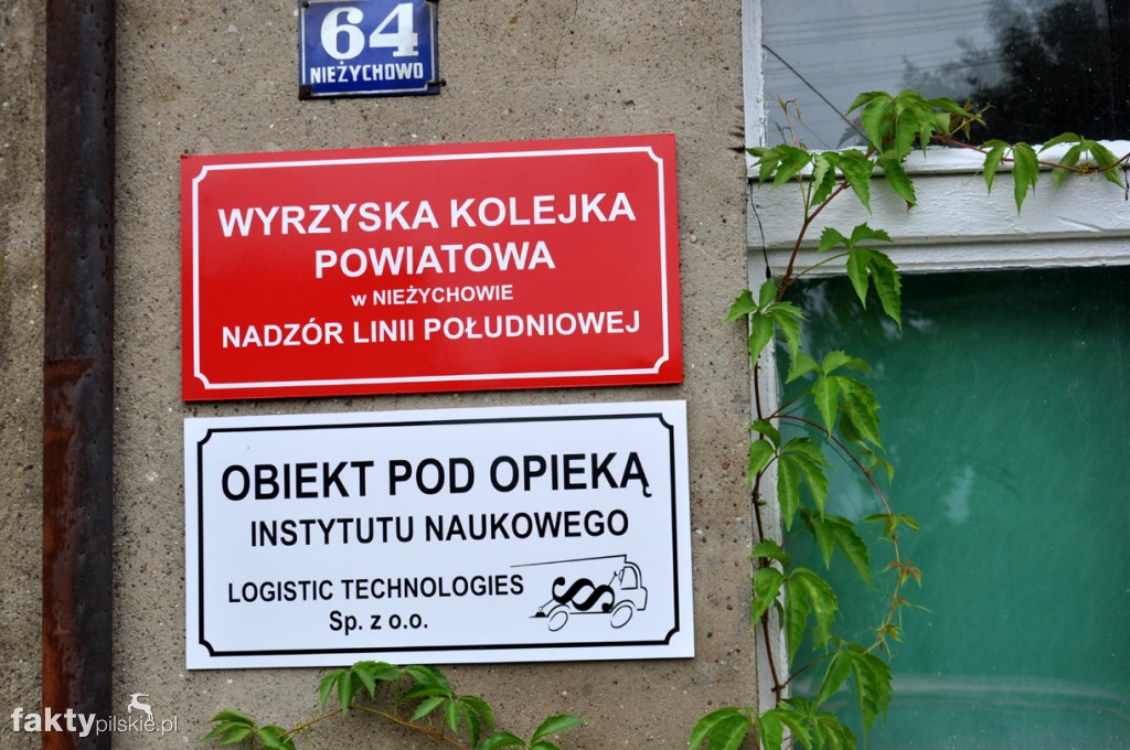 Survival na szlaku wąskotorowym