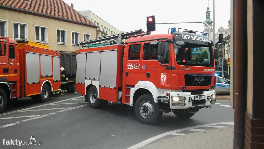 Wypadek ciężarówki w Ujściu