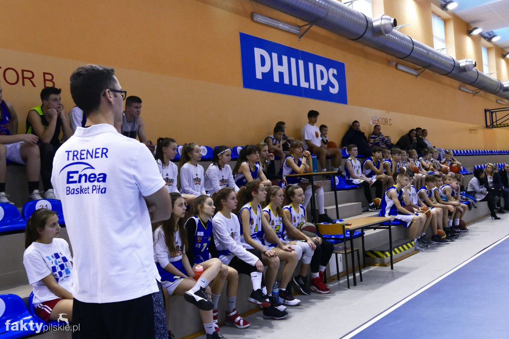 Zajęcia młodzieży Basketu Piła