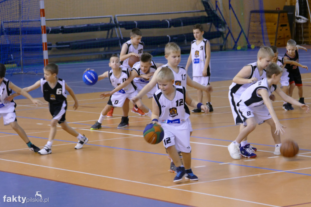 Zajęcia młodzieży Basketu Piła
