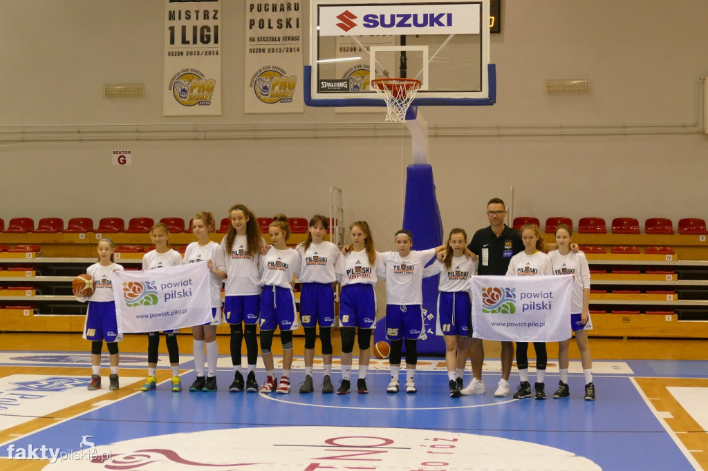 Basket Piła - ćwierćfinały w Kutnie