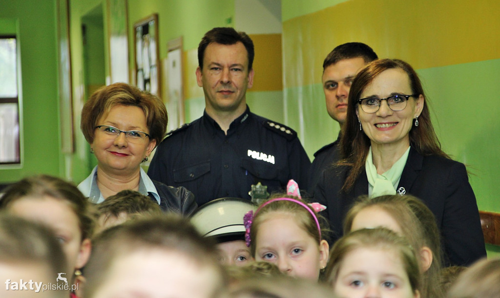 Dzieci na komisaracie w Wyrzysku