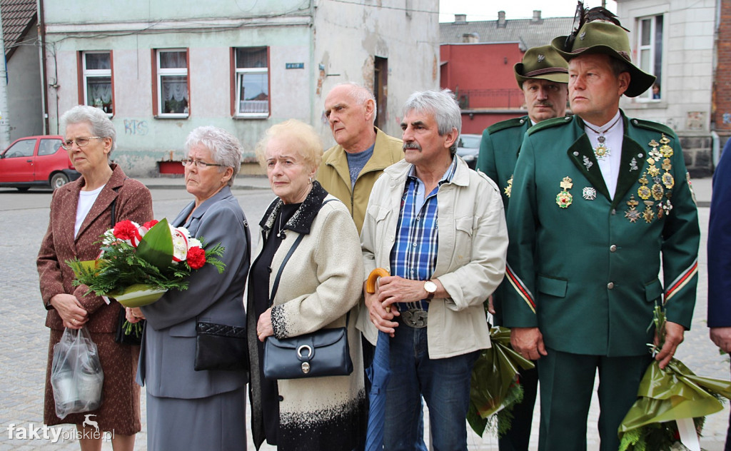 Wyrzysk: 50-metrowa biało-czerwona flaga