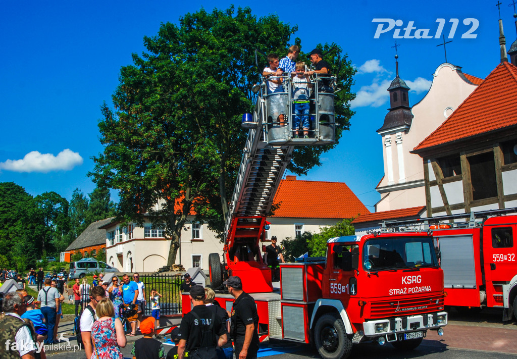 Piknik strażacki - zbierali dla chorej Ninki