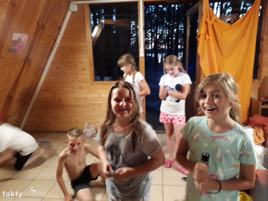 Białe Wilczki w Funce na Kaszubach