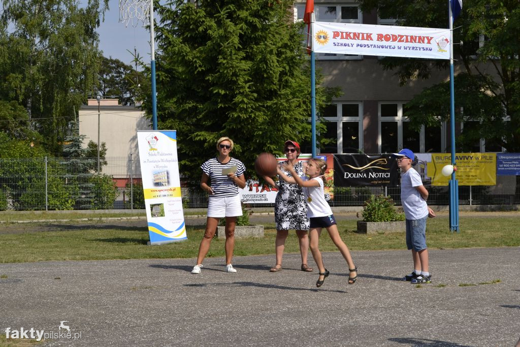 Piknik Rodzinny w szkole w Wyrzysku