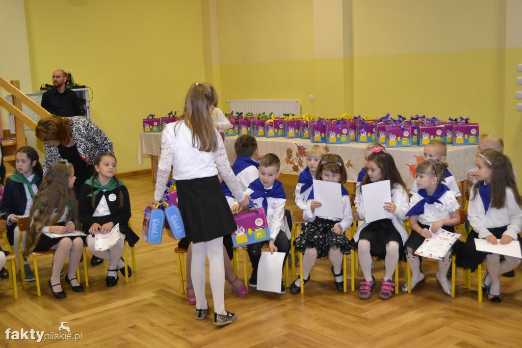 Pasowanie na ucznia w SP w Wyrzysku