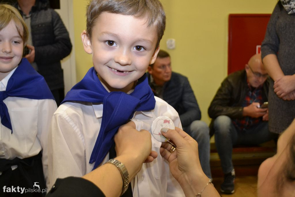 Pasowanie na ucznia w SP w Wyrzysku