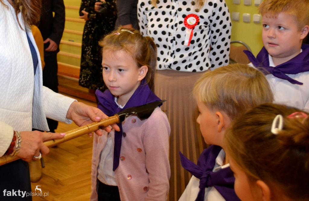 Pasowanie na ucznia w SP w Wyrzysku