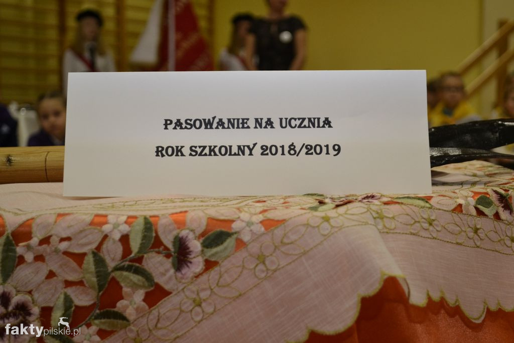 Pasowanie na ucznia w SP w Wyrzysku
