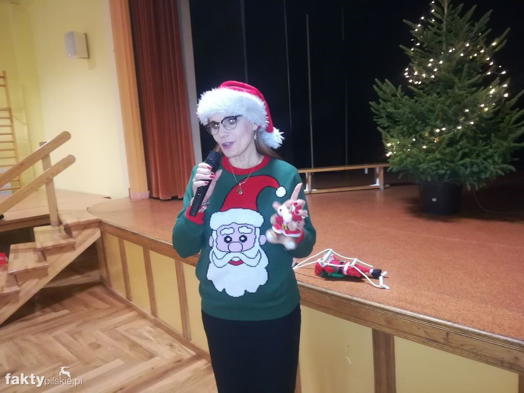 W SP w Wyrzysku ubierali choinkę
