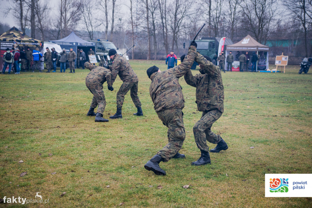 Zimowy Piknik Wojskowy w Pile