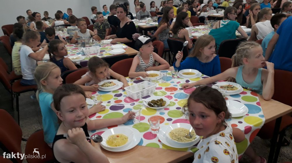 Białe Wilczki na biwaku w Funce