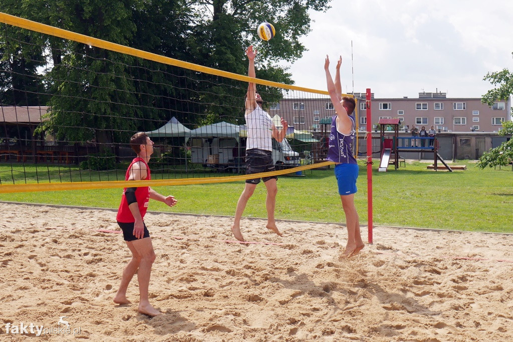 Siatkówka plażowa w Gleśnie