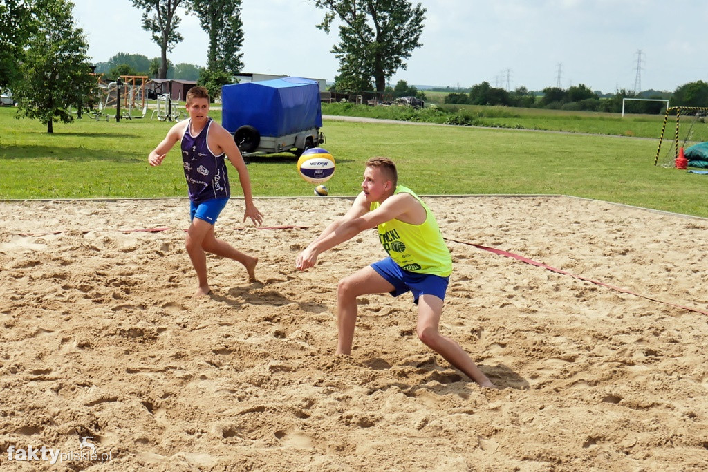 Siatkówka plażowa w Gleśnie