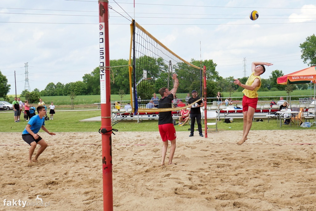 Siatkówka plażowa w Gleśnie