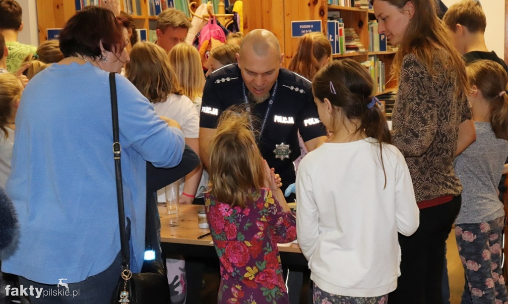 Noc bibliotek, noc detektywów w Pile