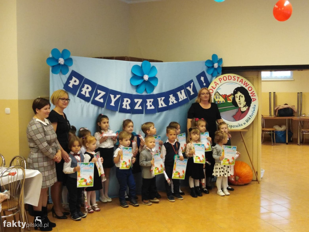 Krasnoludki i Smerfy przedszkolakami