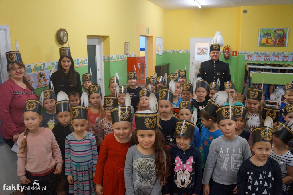 Górnik naftowy u przedszkolaków