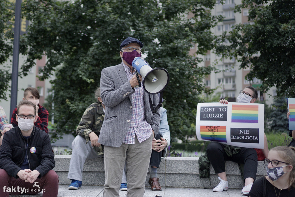 Manifestacja w obronie osób LGBT