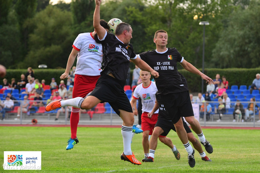 Mecz Powiat Pilski i Przyjaciele vs MKP 1999 Piła