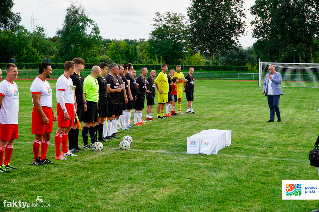Mecz Powiat Pilski i Przyjaciele vs MKP 1999 Piła