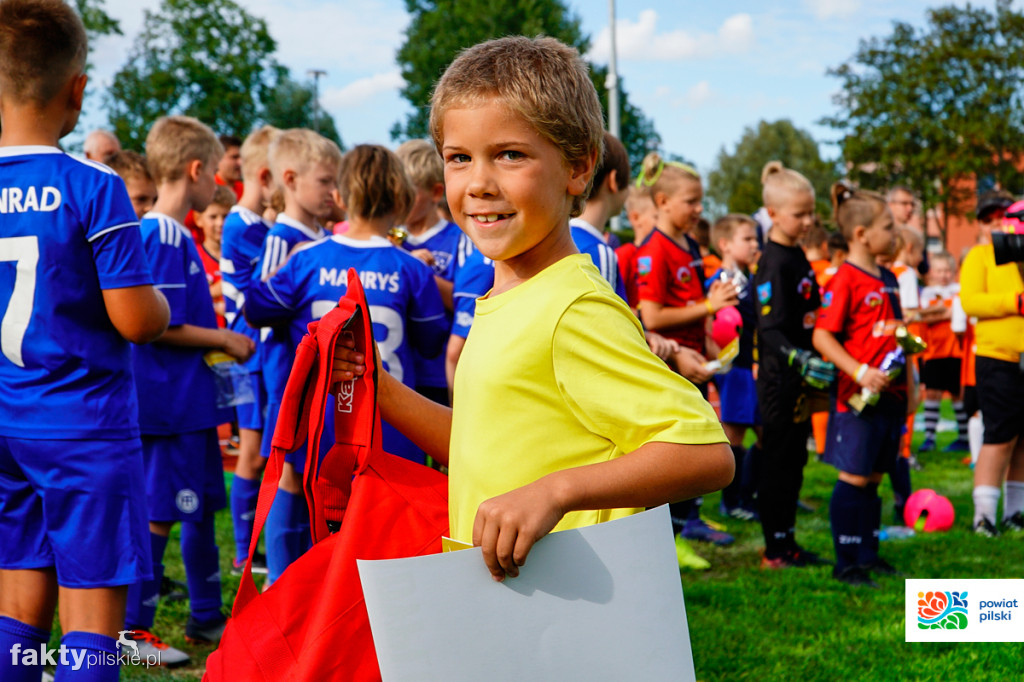 Mecz Powiat Pilski i Przyjaciele vs MKP 1999 Piła