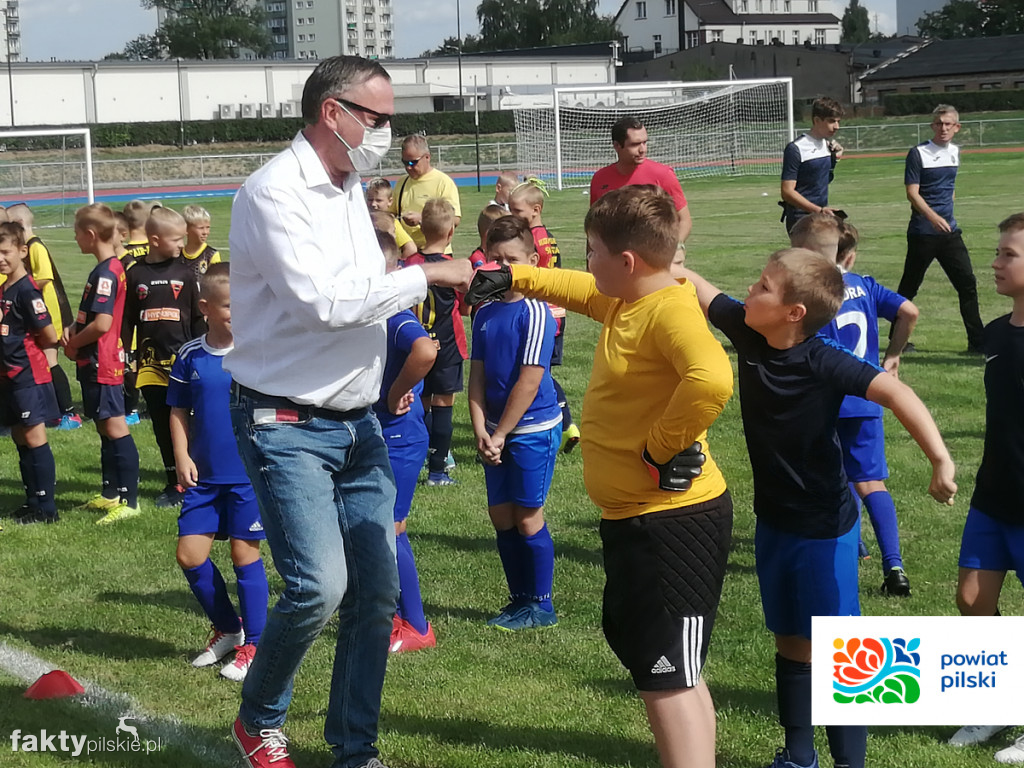Mecz Powiat Pilski i Przyjaciele vs MKP 1999 Piła