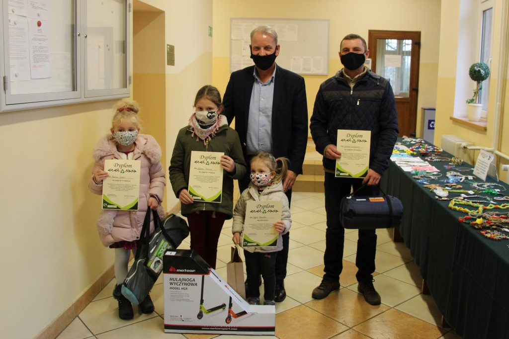 Nagrody dla laureatów konkursów ekologicznych
