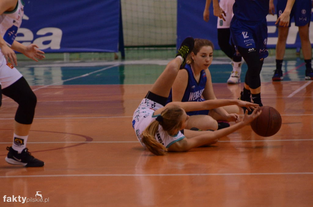 Enea Basket Piła - AZS Włocławek 57:66