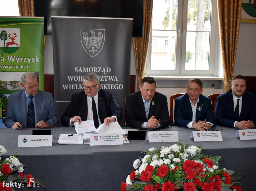 Wyrzysk: podpisanie umów o dotacje z UMWW
