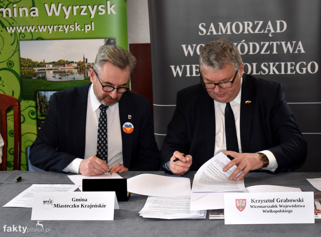 Wyrzysk: podpisanie umów o dotacje z UMWW