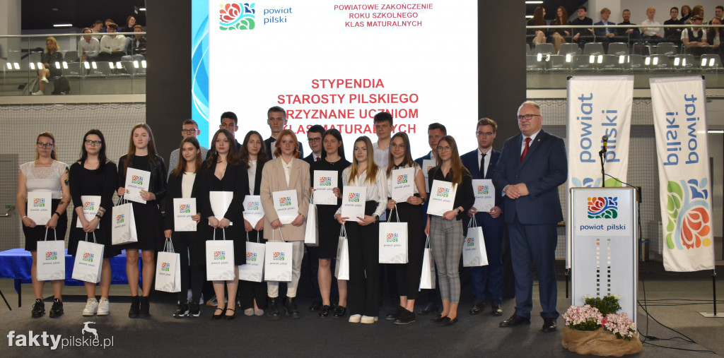 Zakończenie roku klas maturalnych 2021/2022