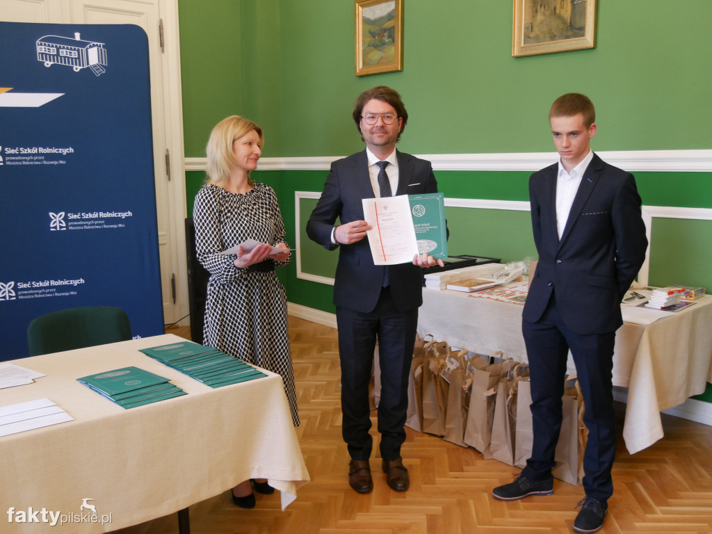 Zakończenie roku szkolnego w ZSCKR w Brzostowie