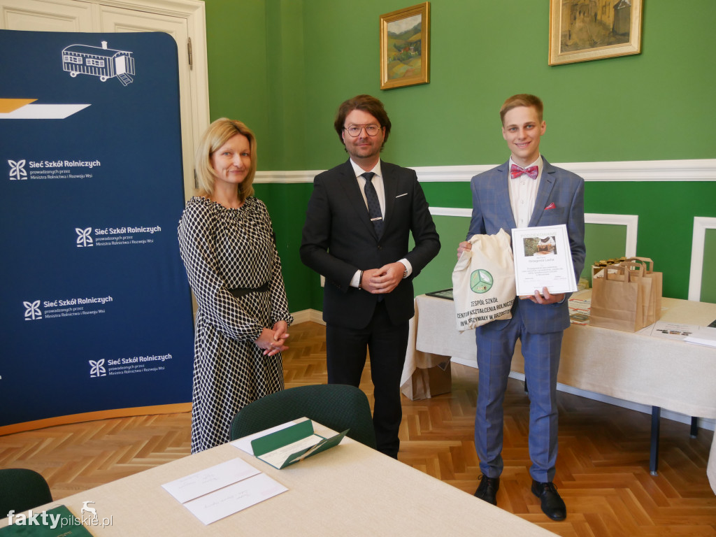 Zakończenie roku szkolnego w ZSCKR w Brzostowie