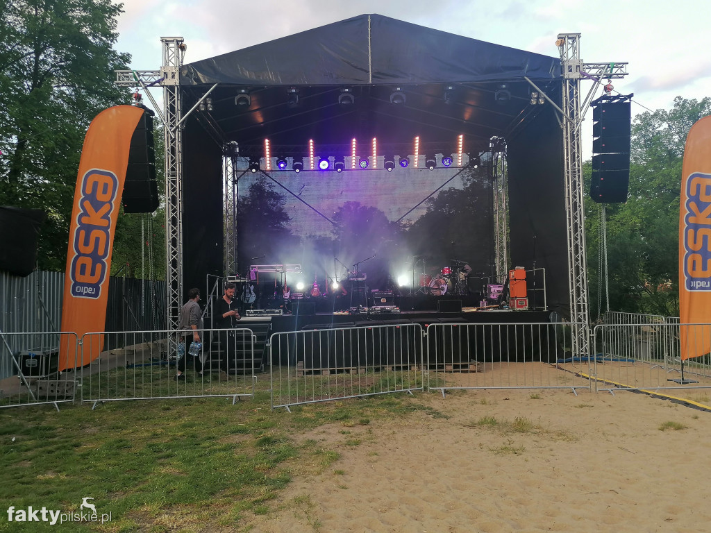 Letnia scena muzyczna u Wyspiarza