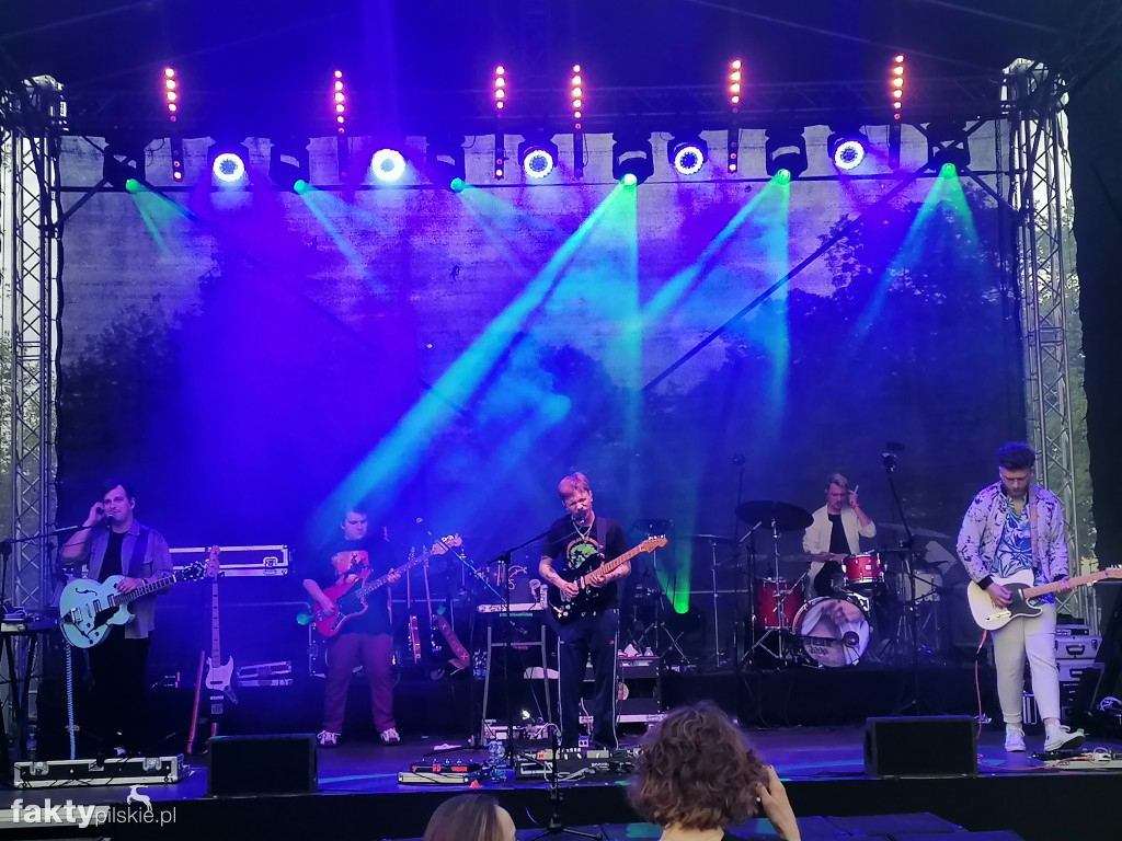 Letnia scena muzyczna u Wyspiarza