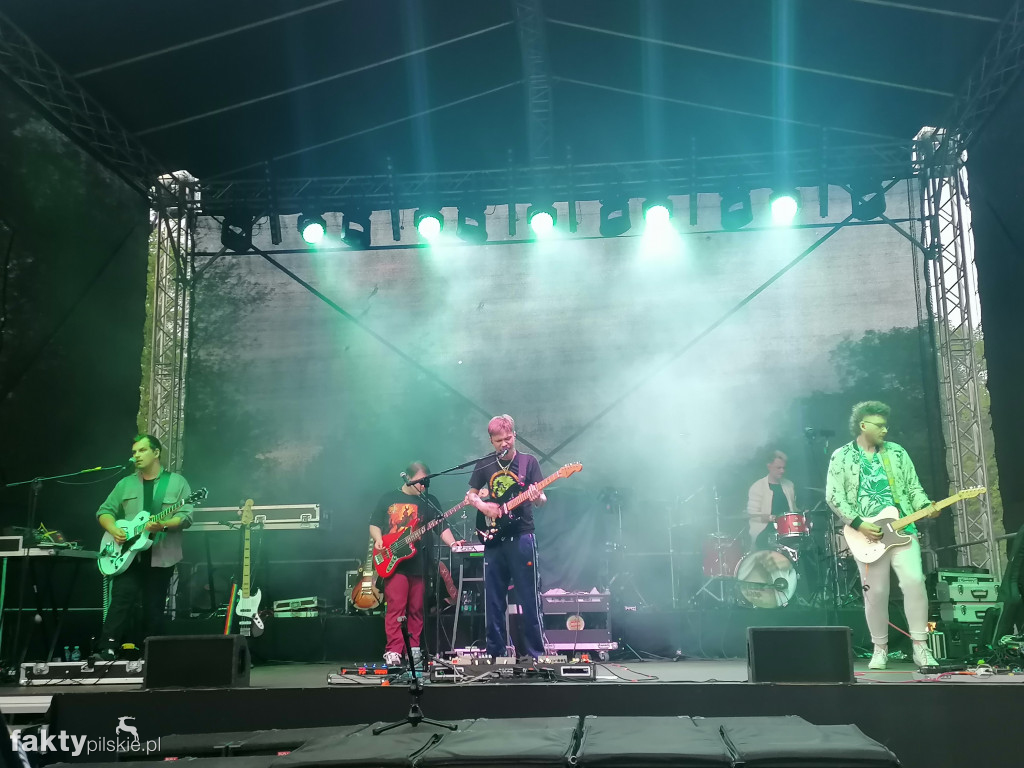 Letnia scena muzyczna u Wyspiarza