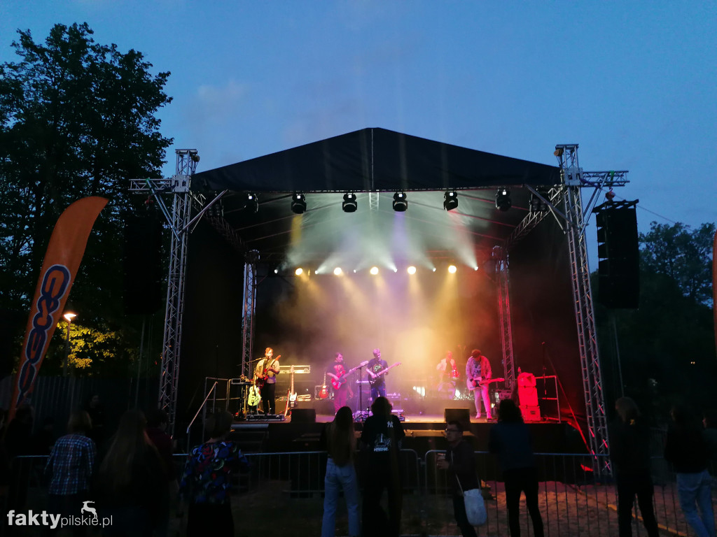 Letnia scena muzyczna u Wyspiarza