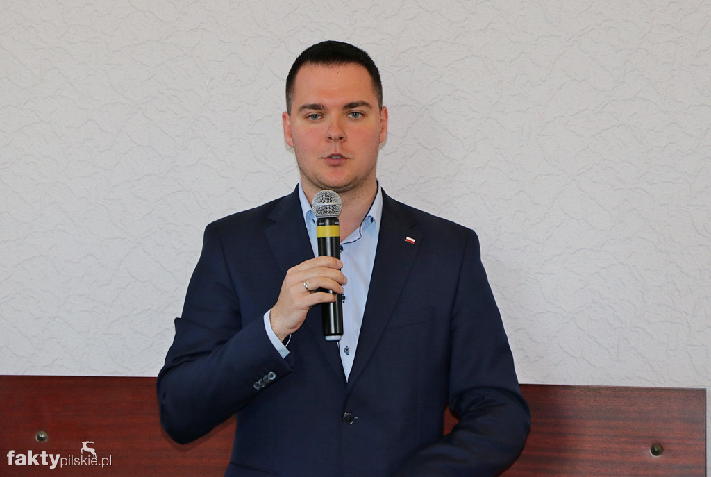  Minister Łukasz Rzepecki na sesji MRM w Wyrzysku