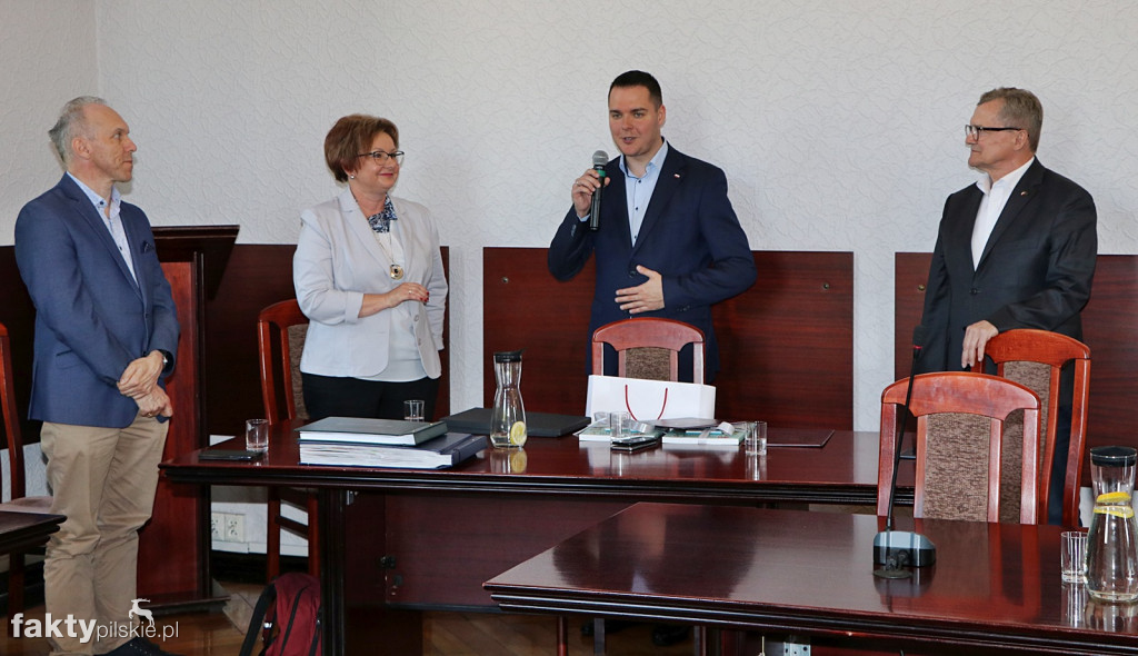  Minister Łukasz Rzepecki na sesji MRM w Wyrzysku